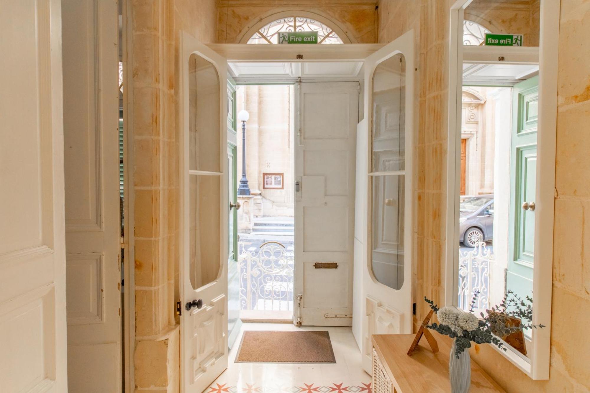15 Main Gate Aparthotel Birgu Eksteriør bilde